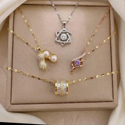 Eleganter Titanstahl Kupfer Strass Anhänger Halskette Für Damen Geometrische Ineinandergreifende Doppelkreis Kristall Schlüsselbein Kette Schmuck Geschenk