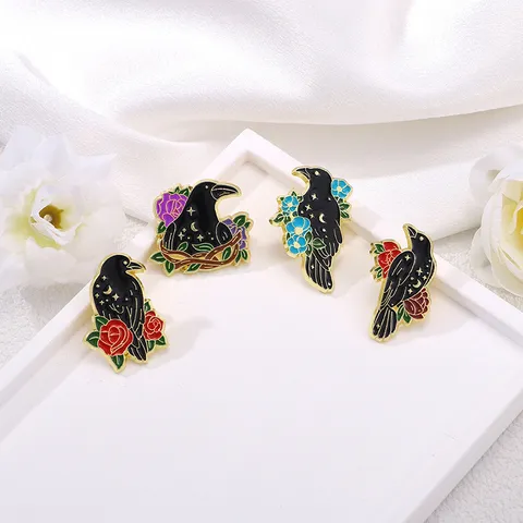 Gothic Original Crow Brooch Alloy Drip Oil Starry Sky Raven Pin Red Rose Flower Dark Style Clothing Decor Jewelry Gift