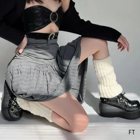 Women Winter Warm Granule Fleece Leg Warmers Solid Color Wide Stripe Retro Fashion Boot Cuffs Tube Socks