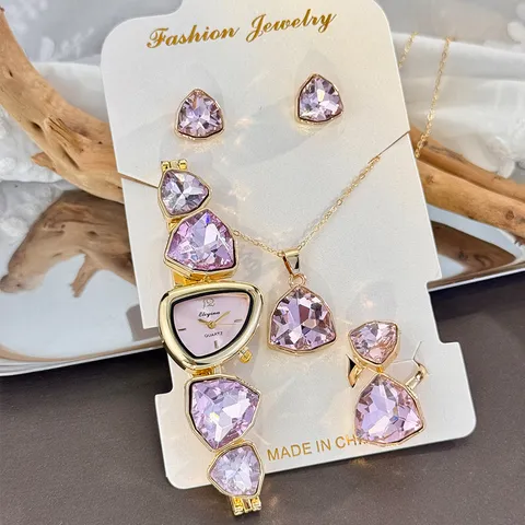 Damen Modeschmuck Set Legierung Strass Unregelmäßige Geometrische Quarzuhr Halskette Ohrringe Ring Vier-Teiliges Set Gold Vergoldet Luxus Zubehör Geschenk