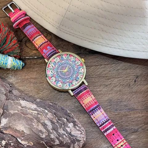 Montre à Quartz pour Femme Bohème Ethnique Motif Mandala Papillon Bracelet en Toile Montre-Bracelet Analogique Vintage en Alliage