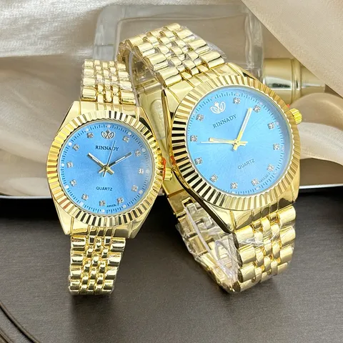 Paar Quarzuhr Set Legierung Vergoldet Business Armbanduhr Mit Strass Geriffelte Lünette Für Männer Und Frauen Geschenk Luxus Uhren