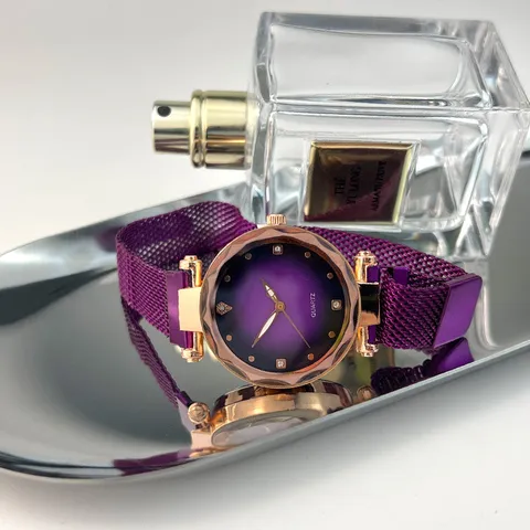 Damen Mode Sternenhimmel Quarzuhr Milanaise-Netzarmband Magnetverschluss Sfumato Katzenauge Zifferblatt Strass Damen Armbanduhr