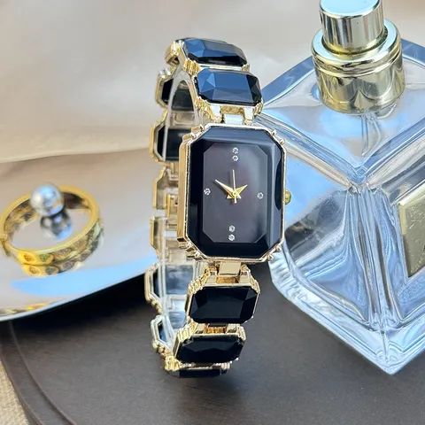 Damen Luxus Quadratisch Smaragdgrün Edelstein Armband Uhr Mode Gold Legierung Armband Strass Eingelegt Rechteckige Quarzuhr