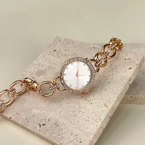 Damen Luxus Strass Quarzuhr Set Legierung Kette Armbanduhr Mode Elegant Rundes Zifferblatt Kleid Uhr Für Frauen