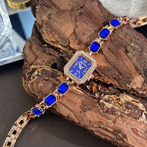 Damen Mode Rechteckige Quarzuhr Elegante Strass Eingelegte Armbanduhr Mit Farbigen Künstlichen Edelsteinen Schmuckverschluss Armbanduhr