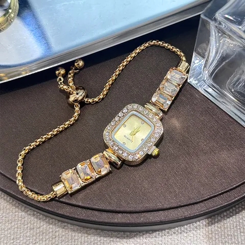 Women's Fashion Elegant Square Rhinestone Bracelet Watch Quartz Movement Pull-Out Adjustable Alloy Chain Strap Jewelry Wristwatch