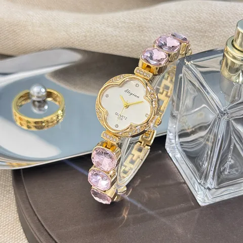 Luxus Kleeblatt Armbanduhr Legierung Strass Mode Quarz Analog Armbanduhr Für Damen Vergoldet Elegante Schmuckuhr
