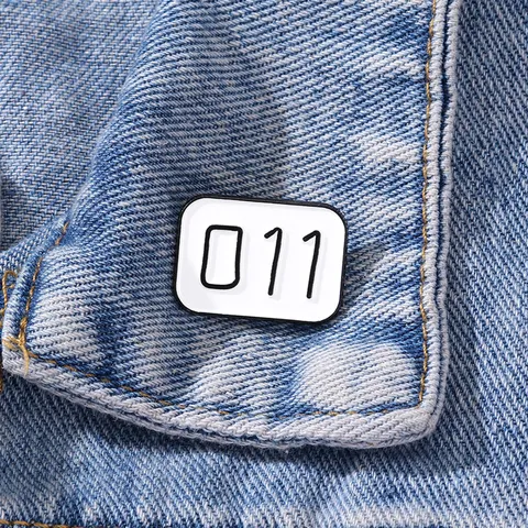 Creative Cartoon Number 011 Drip Enamel Brooch Personalized Alloy Pin Badge For Backpack Clothing Decor Unisex Fashion Jewelry