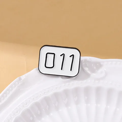 Creative Cartoon Number 011 Drip Enamel Brooch Personalized Alloy Pin Badge For Backpack Clothing Decor Unisex Fashion Jewelry
