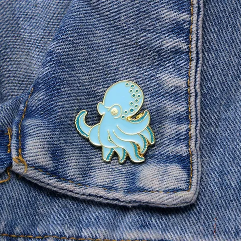 Lindo Broche de Pulpo de Aleación de Cinc Pintura de Esmalte Alfiler de Solapa Insignia de Animal de Dibujos Animados Cintura Ropa Ajuste Anti-Exposición