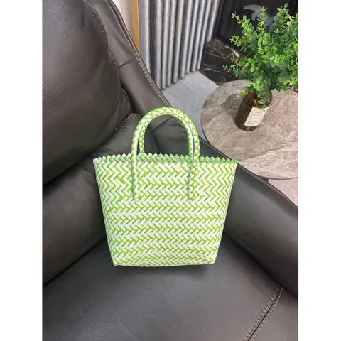 Υφαντή Τσάντα Χειρός Για Gυναίκες Vintage Tote Bag PVC Όψη Άχυρου Καλάθι Casual Καθημερινή Τσάντα με Λαβή