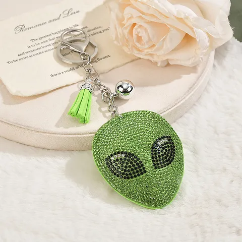 Legierung Strass Alien Totenkopf Schlüsselanhänger Mit Polyester Quaste Trendiger Glänzender Kristall Tasche Charm Anhänger Für Geschenk Auto Schlüsselring Zubehör