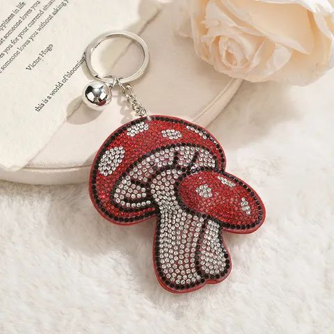 Creative Alloy Rhinestone Mushroom Keychain Sparkly Crystal Bag Pendant Charm Delicate Key Ring Ornament For Couples Friends Gift