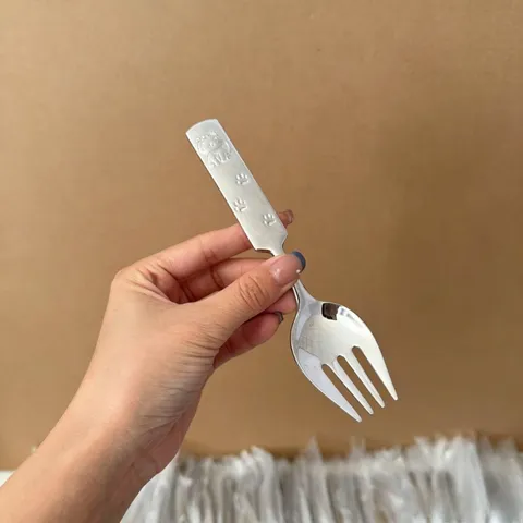 Stile Coreano Gatto Cartoon In Rilievo Acciaio Inossidabile Bambini Cucchiaio E Forchetta Portatile Carino Bambino Stoviglie Da Pranzo