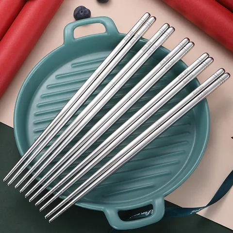 Bacchette In Metallo Di Acciaio Inossidabile Resistenti Al Calore Antiscottatura Con Design A Strisce Antiscivolo Per Cucina