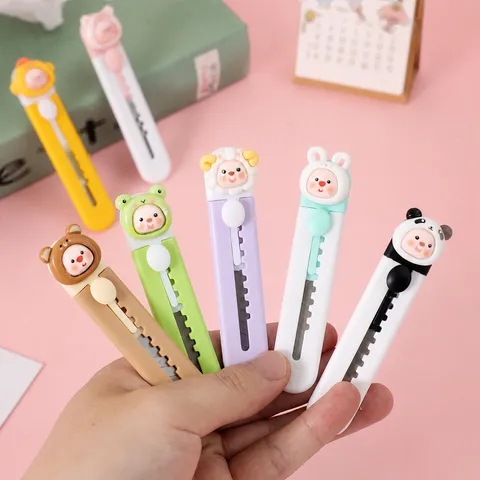 Cúter Portátil Lindo Miniatura Animal Dibujos Animados Cortador de Bolsillo Para Suministros Escolares y de Oficina