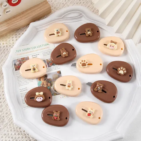 Mini Cúter Lindo de Dibujos Animados Cortador de Cajas Portátil Abrecartas Papelería Kawaii