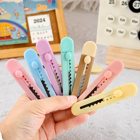 Mini Cúter Portátil de Color Caramelo para Estudiantes Cortador de Cajas Express Lindo Macaron Cortador de Papel de Bolsillo Papelería