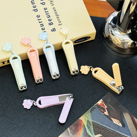 Cute Cat Paw Pendant Nail Clipper Portable Anti-Splash Nail Cutter Minimalist Candy Color Manicure Tool