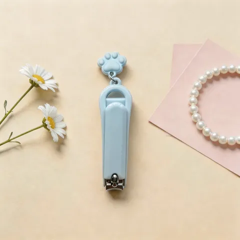 Cute Cat Paw Pendant Nail Clipper Portable Anti-Splash Nail Cutter Minimalist Candy Color Manicure Tool