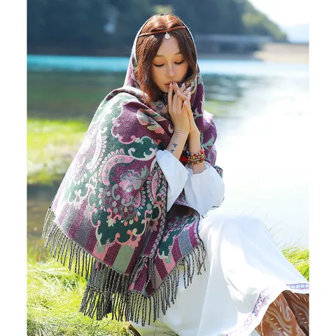 Ethischer Stil Jacquard Quasten Schal Damen Winter Warm Kerngesponnenes Garn Shawl Vintage Blumen Reise Foto