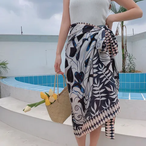 Women Summer Lightweight Printed Sun Protection Clothing Fashion Casual Shawl Scarf Beachwear Top Outdoor