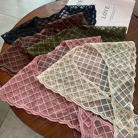 Dames Mode Korte Kant Mesh Driehoek Sjaal Zomer Lichtgewicht Transparant Jacquard Sjaal Dagelijkse Casual Nek Wrap Hoofddeksel