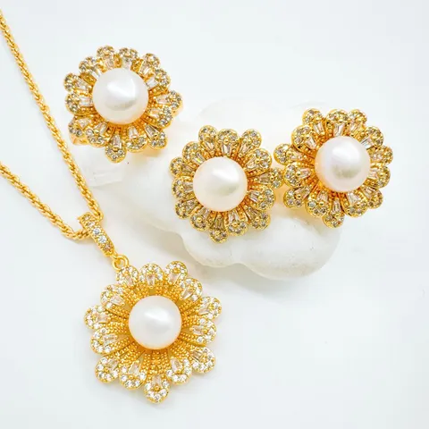 Trendige Vergoldete Kupfer Blume Anhänger Ring Ohrring Einstellungen Für Perle Strass Eingelegt DIY Schmuckherstellung Erkenntnisse
