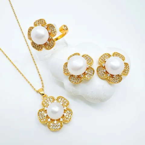 Leichter Luxus Vergoldetes Kupfer Blume Anhänger Ohrringe Ring Basis DIY Schmuck Handwerk Zubehör Strass Floral Schmuck Komponenten Für Halskette Ohrring Herstellung