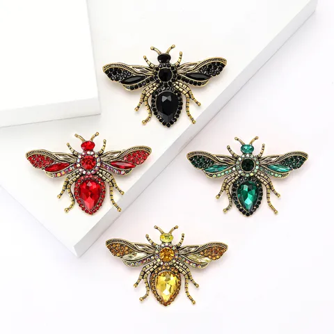 Vintage Alloy Rhinestone Bee Brooch Delicate Insect Lapel Pin Corsage For Suit Blazer Casual Clothes Decoration Gift For Men Women