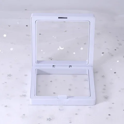 Support d'Affichage de Cadre Flottant 3D en Plastique Moderne Carré Boîte de Rangement de Bijoux en Film PE Transparent Étanche à la Poussière Vitrine