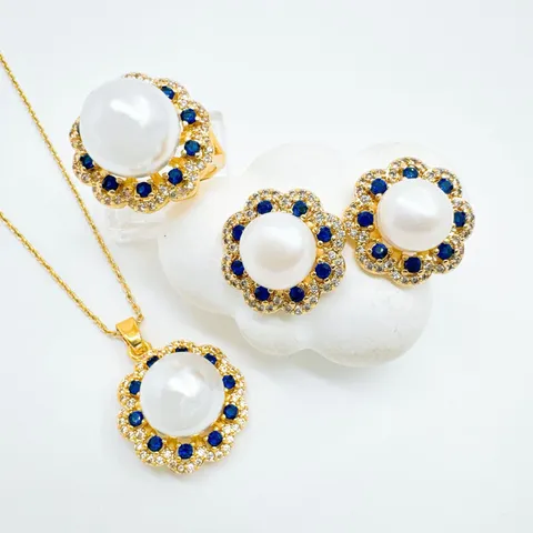Vintage Blume Schmuck Set Vergoldetes Kupfer Süßwasserperle Strass Floral Anhänger Ohrringe Ring DIY Schmuck Zubehör Damen
