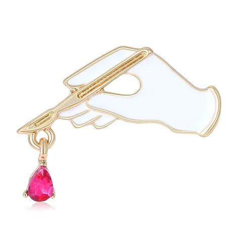 Creative Alloy Enamel Scalpel Brooch Medical Series Rhinestone Water Drop Pendant Jewelry Pin For Doctors Nurses Clothing Accessories