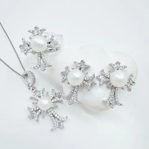 French Vintage Gold Plated Copper Rhinestone Cross Jewelry Accessories Niche Baroque Style Cross Pendant Earrings Ring Components For Women Decorative Craft