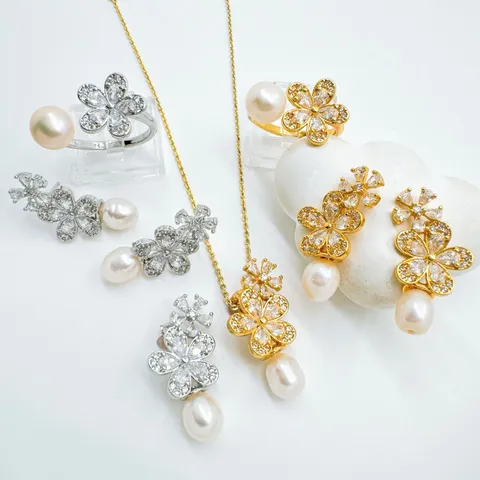 Elegant Copper Flower Pendant Necklace Earrings Ring Fashion Jewelry Set With Rhinestone Artificial Pearl For Women Gift