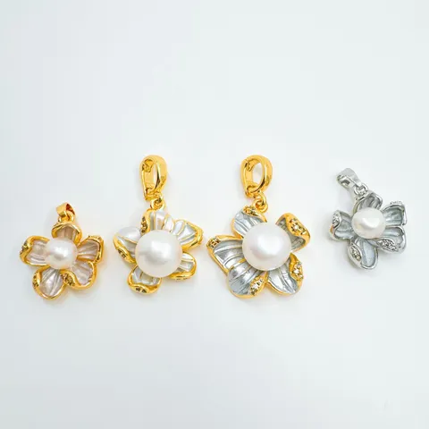 Gold-Plated Copper Flower Rhinestone Freshwater Pearl Pendant Necklace Niche Design Floral Stud Earrings For Women DIY Jewelry Accessories