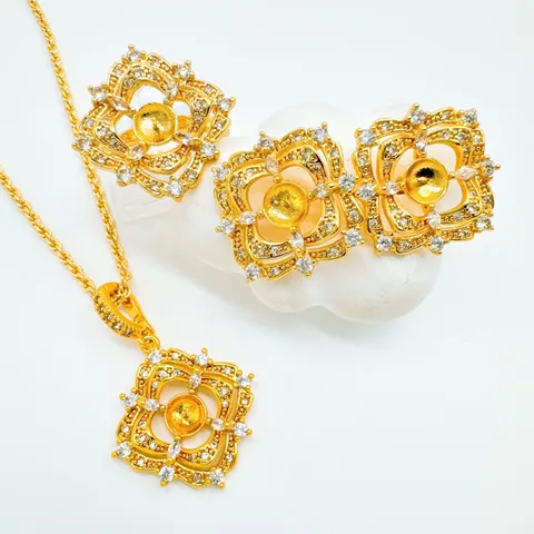 Vintage Kupfer Vergoldet Strass Schmuckkomponenten Geometrische Blumenfassung Basen Für DIY Halskette Ohrring Ring Handwerk