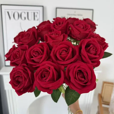 Fiore di Seta Artificiale Ramo Singolo Bouquet di Rose in Flanella per Matrimonio Decorazione Casa