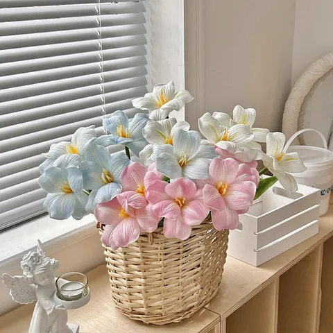 Bouquet di Fiori di Tulipano Artificiale PU Tatto Seta Finti Fiori per Casa Matrimonio Festa Tavolo Decorazione Composizione Floreale