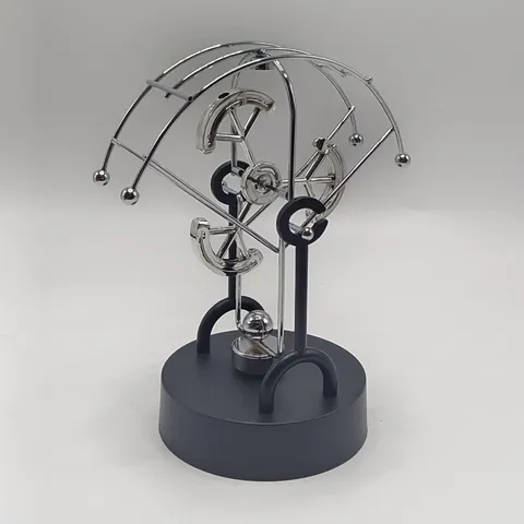 Bola de Péndulo de Caos de Metal Arte Cinético Máquina de Movimiento Perpetuo Juguete Educativo de Ciencia Creativa Adorno de Decoración de Escritorio