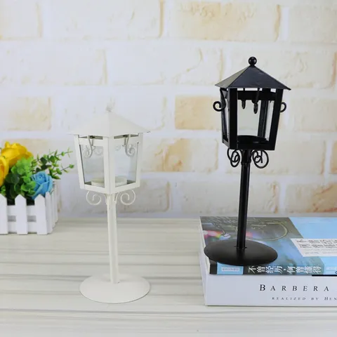 Europees Landelijk IJzer Glas Kandelaar Vintage Straatlantaren Windlicht Decoratieve Kandelaar Voor Thuis Bruiloft