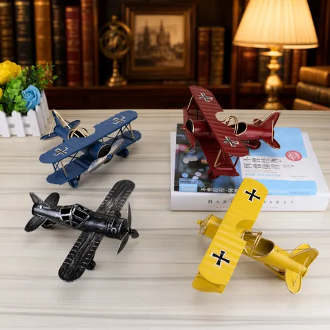 Vintage Eisen Flugzeug Modell Retro Metal Doppeldecker Ornament Kreative Tischdekoration Handgefertigte Figur Zuhause Büro