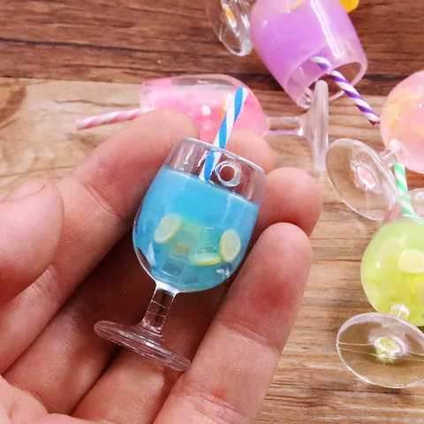 DIY Harz Frucht Weinglas Anhänger Miniatur Getränk Cocktail Flasche Charms Für Schlüsselanhänger Tasche Zubehör Schmuckherstellung