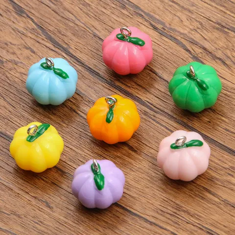 Resin Pumpkin Charms For DIY Jewelry Making Halloween Pumpkin Pendants For Necklace Bag Accessories Cartoon Decor