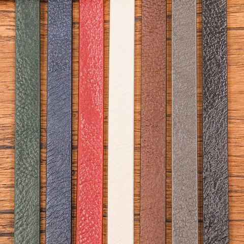Cordon en Cuir PU de Couleur Unie pour la Fabrication de Bracelets et Colliers DIY Corde en Cuir Lisse Accessoire d'Artisanat Matériaux de Bijouterie