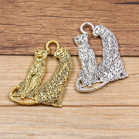 Ciondoli Leopardo in Lega Minimalisti Per Creazione Gioielli Pendente Animale Ghepardo Doppio Invecchiato Accessori Artigianali Borse Scarpe Abbigliamento Materiali Decorativi