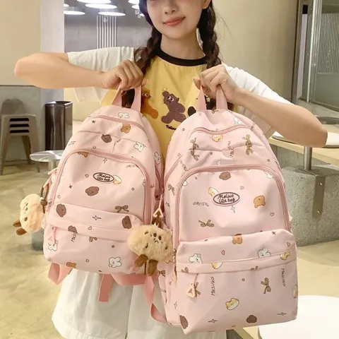 Süßer Cartoon Bär Druck Kleiner Rucksack Für Mädchen Damen Wasserdichter Nylon Schulranzen Lässiger Reiserucksack Mit Anhänger