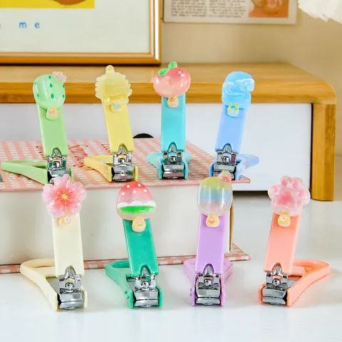 Portable Anti-Splash Nail Clipper Cute Cartoon Popsicle Design Macaron Color Finger Nail Trimmer