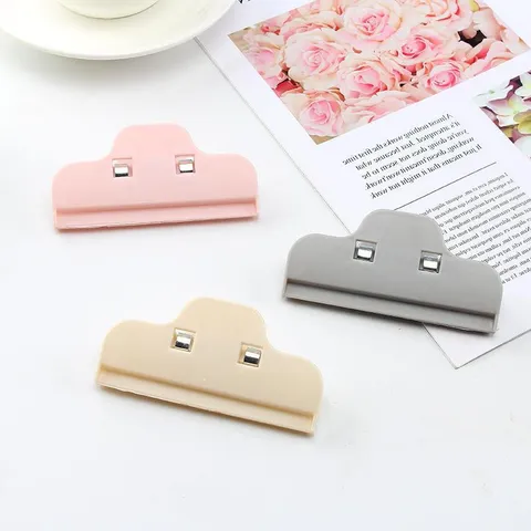 Plastic Food Bag Sealing Clips Kitchen Snack Moisture Proof Fresh Keeping Seal Tool Portable Household Plastic Sealing Clip
